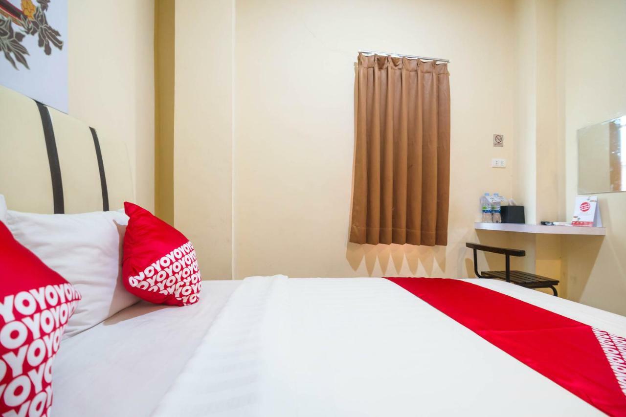 Sentosa Guest House ポンティアナック エクステリア 写真
