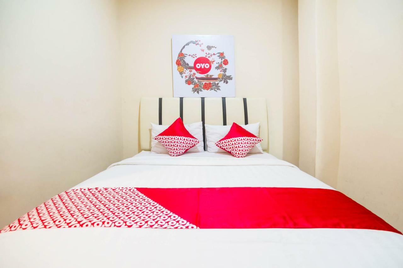 Sentosa Guest House ポンティアナック エクステリア 写真